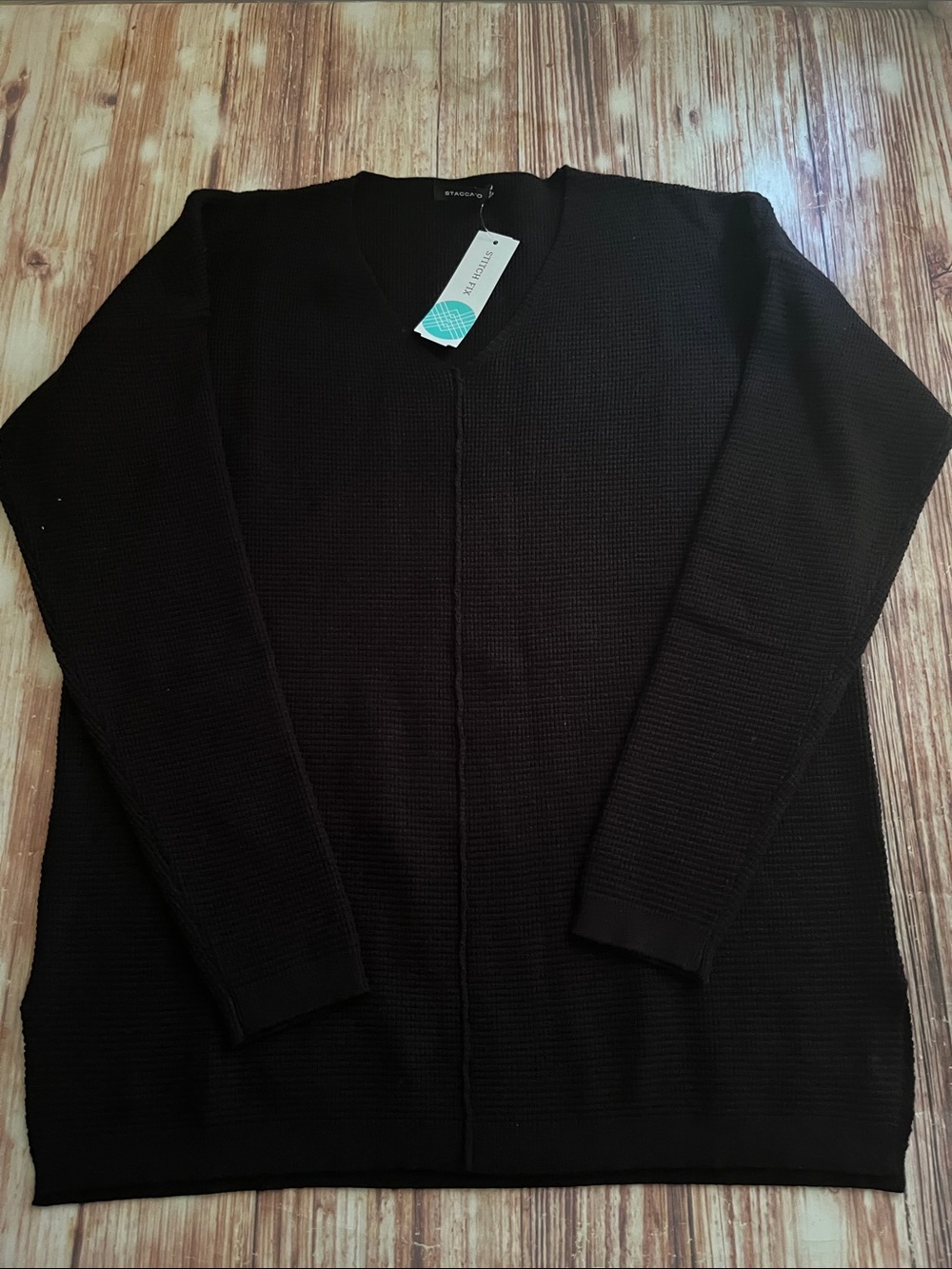 Staccato Stitch Fix Eyrwin V neck Tunic Sweater S